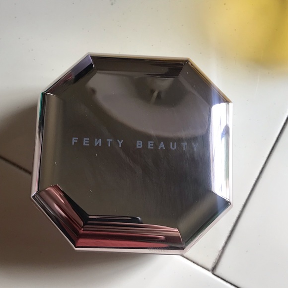 Fenty Beauty Other - Fenty Beauty Lavender Powder- Used Once Fenty Beauty Other - Fenty Beauty Lavender Powder- Used Once